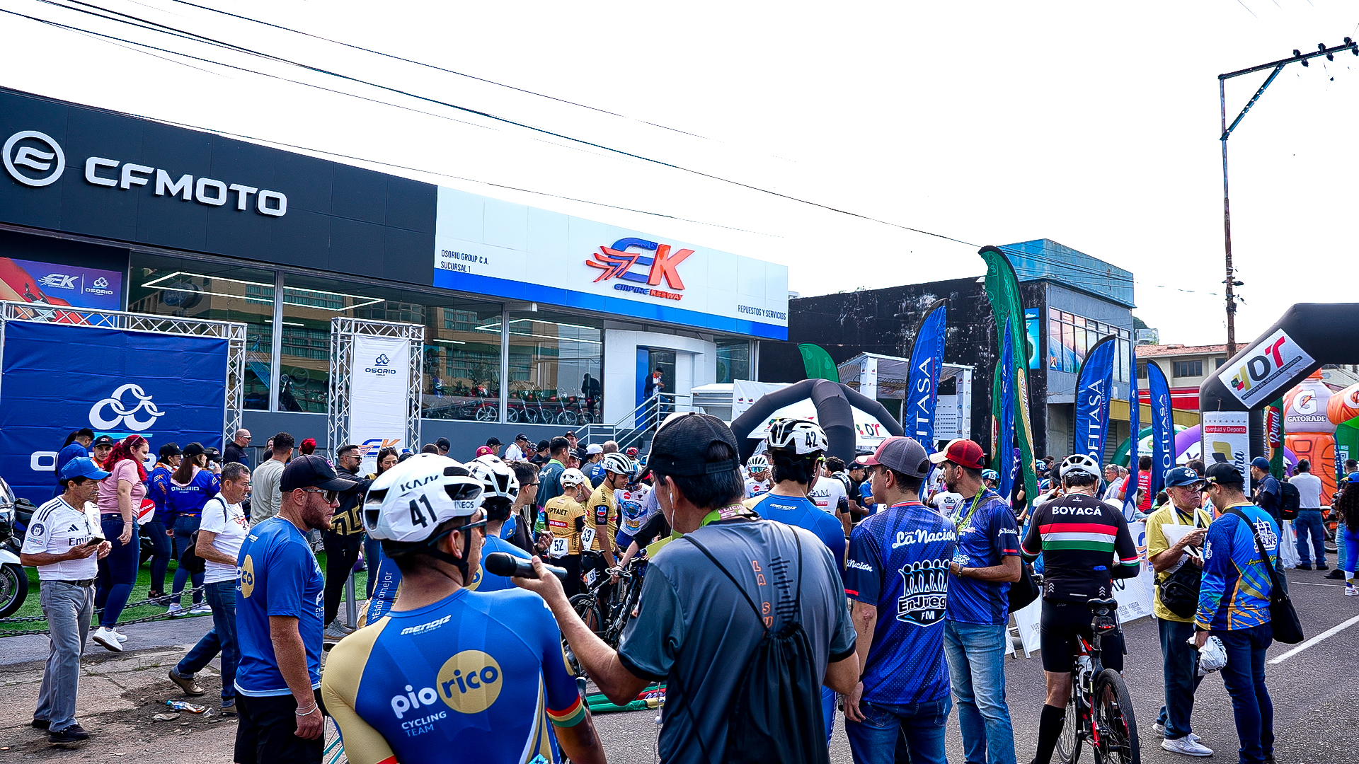 Jorge Abreu se coronó campeón de la 61.ª Vuelta al Táchira Empire Keeway